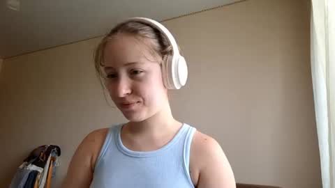 Snapshot of marionpierce chatting on June 20, 2026, 8:39 am Mia online show from June 20, 2026, 8:39 am
