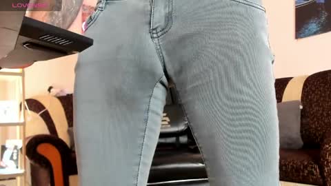 marioslim online show from April 6, 2026, 4:46 am