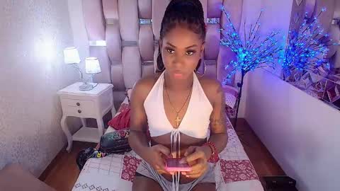 Nathaly online show from December 14, 2025, 2:33 pm