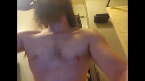 Snapshot of marius02385 chatting on November 17, 2025, 3:12 am marius02385 online show from November 17, 2025, 3:12 am
