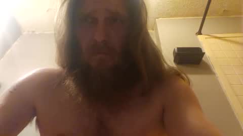 Snapshot of marius02385 chatting on January 16, 2026, 2:48 am marius02385 online show from January 16, 2026, 2:48 am