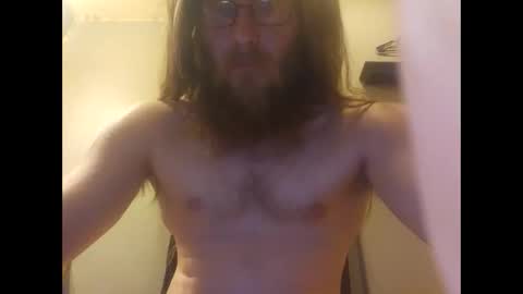 Snapshot of marius02385 chatting on April 17, 2026, 12:46 am marius02385 online show from April 17, 2026, 12:46 am