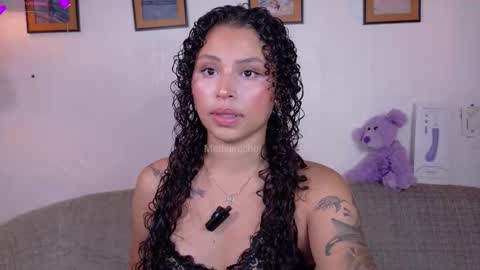 marivimichel_s online show from March 26, 2026, 11:21 pm