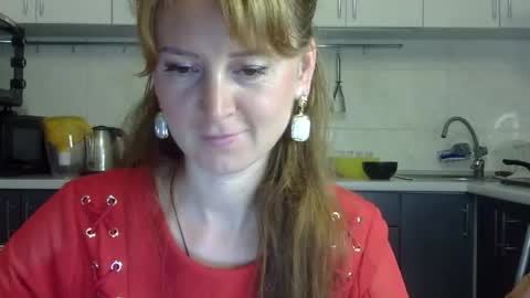 mariza_love359092 online show from March 6, 2026, 10:39 pm