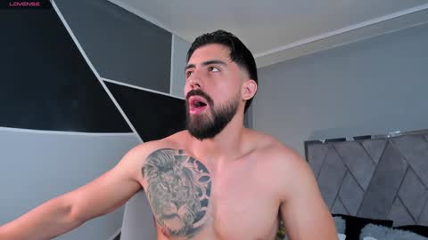 Snapshot of mark_broown_ chatting on January 12, 2025, 5:33 pm mark_broown_ online show from January 12, 2025, 5:33 pm