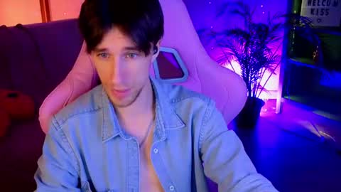 Snapshot of mark_caron chatting on June 26, 2026, 12:48 am mark_caron online show from June 26, 2026, 12:48 am