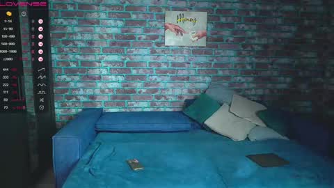 Mark online show from March 10, 2025, 2:17 am