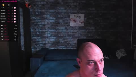 Snapshot of mark_normal chatting on March 16, 2026, 5:24 am Mark online show from March 16, 2026, 5:24 am