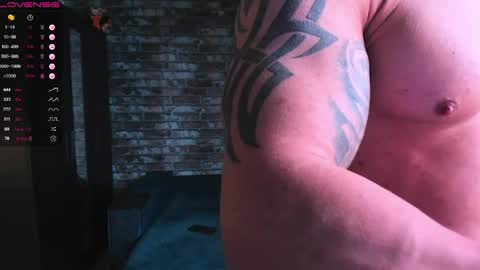 Snapshot of mark_normal chatting on April 2, 2026, 1:36 am Mark online show from April 2, 2026, 1:36 am