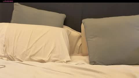 Mark online show from March 28, 2026, 5:23 pm