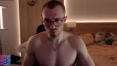 Snapshot of mark_stiff chatting on June 27, 2026, 10:09 am Mark online show from June 27, 2026, 10:09 am