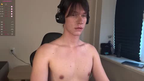 Mark online show from November 1, 2025, 1:24 pm