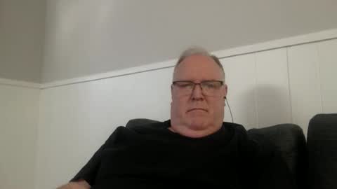 Snapshot of markkb262626 chatting on February 16, 2026, 3:41 pm Mark online show from February 16, 2026, 3:41 pm