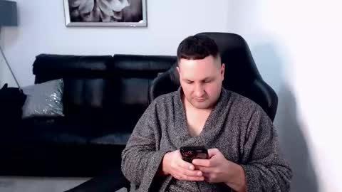 Snapshot of marko66999 chatting on November 22, 2025, 1:21 pm Master online show from November 22, 2025, 1:21 pm