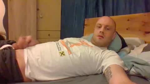 markus_7 online show from October 6, 2025, 12:19 am