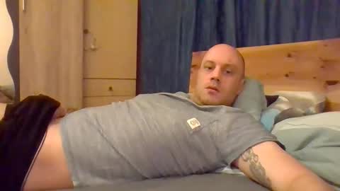 markus_7 online show from October 12, 2025, 9:14 pm