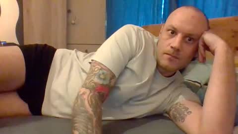 markus_7 online show from December 1, 2025, 9:47 am