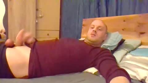 markus_7 online show from December 19, 2025, 7:32 pm