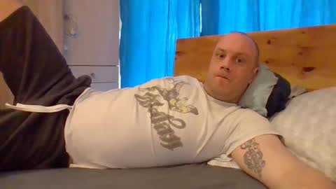 markus_7 online show from April 12, 2026, 1:05 pm