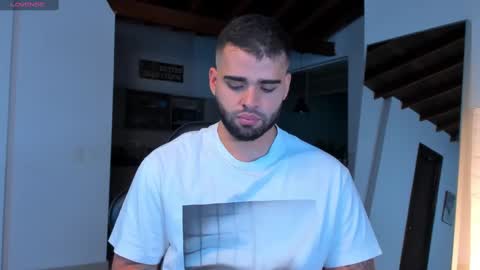 Snapshot of markus_tyler chatting on September 19, 2025, 12:23 am markus_tyler online show from September 19, 2025, 12:23 am