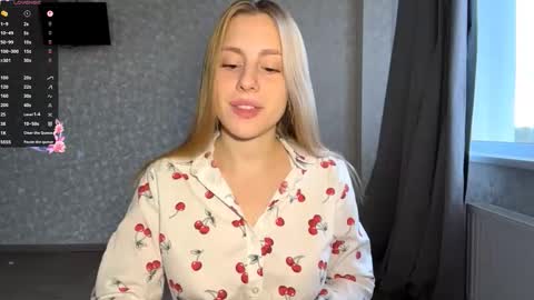 Olivia online show from October 21, 2025, 1:34 pm