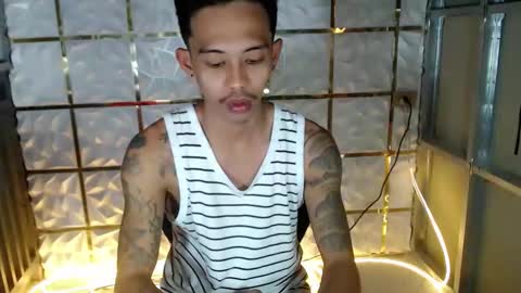 marlmoreno10 online show from March 5, 2026, 12:06 am