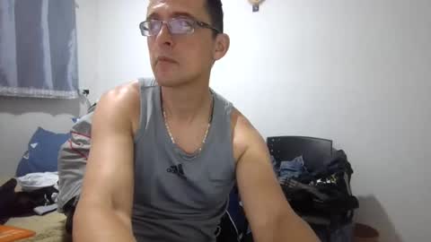 Snapshot of marlonfit chatting on June 29, 2026, 4:30 am marlonfit online show from June 29, 2026, 4:30 am