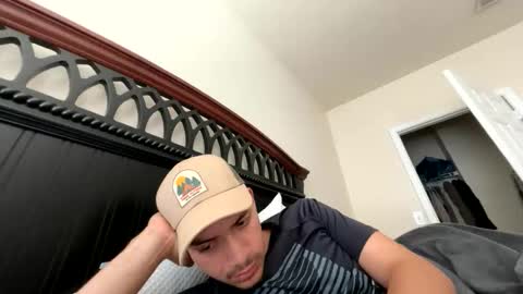 Snapshot of marlonnolascotabora15 chatting on April 18, 2026, 8:31 pm marlonnolascotabora15 online show from April 18, 2026, 8:31 pm