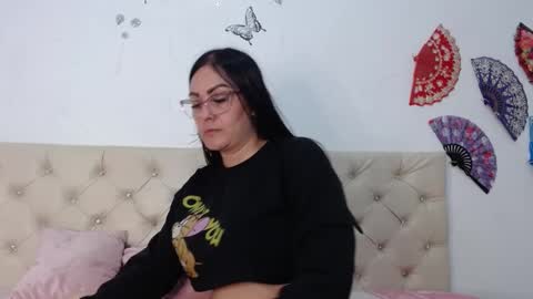 Snapshot of marlymilf6 chatting on February 25, 2025, 11:41 am Marly online show from February 25, 2025, 11:41 am