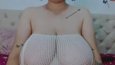 Snapshot of marlymilf6 chatting on March 7, 2025, 3:39 pm Marly online show from March 7, 2025, 3:39 pm