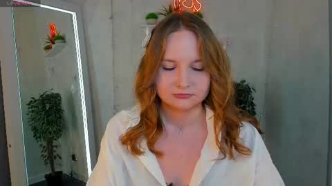 Snapshot of marlyn_owen chatting on June 11, 2026, 1:05 am Emmaa online show from June 11, 2026, 1:05 am