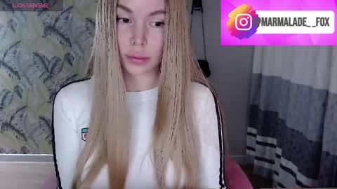 Snapshot of marmalade_fox chatting on June 1, 2026, 5:20 am Marmalade Fox online show from June 1, 2026, 5:20 am