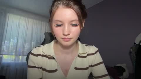 Chrissy online show from July 5, 2026, 7:37 am