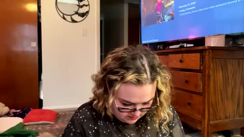 maroon_moon online show from February 13, 2025, 7:10 pm