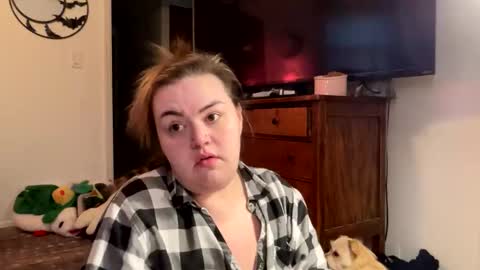 maroon_moon online show from February 15, 2025, 8:33 pm