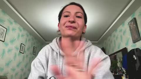 marquitacapozzoli online show from April 25, 2026, 1:03 pm