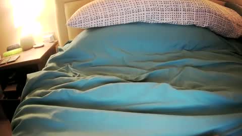 Jess and Nick online show from September 13, 2025, 2:55 am