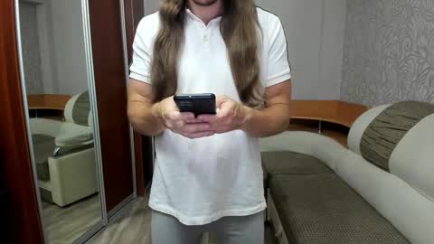 Alan online show from September 12, 2025, 4:40 pm