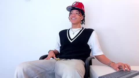 MARSHALL online show from January 19, 2026, 1:04 pm