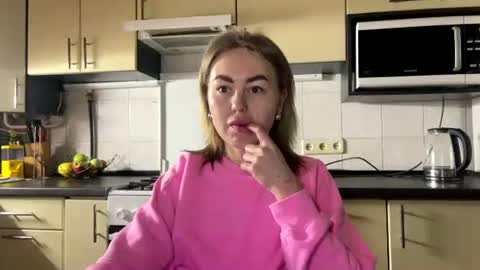 Marta online show from April 2, 2026, 4:37 pm