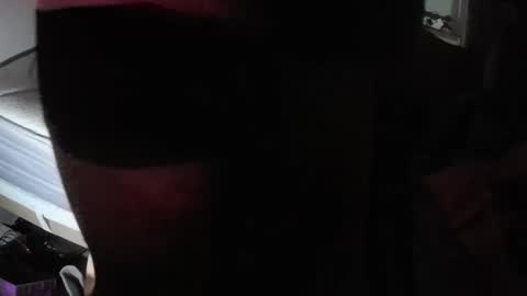 Snapshot of martamoontrans chatting on October 9, 2025, 3:37 am martamoontrans online show from October 9, 2025, 3:37 am