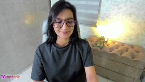 Snapshot of martiiinaa_ chatting on December 3, 2024, 11:11 am Martina online show from December 3, 2024, 11:11 am