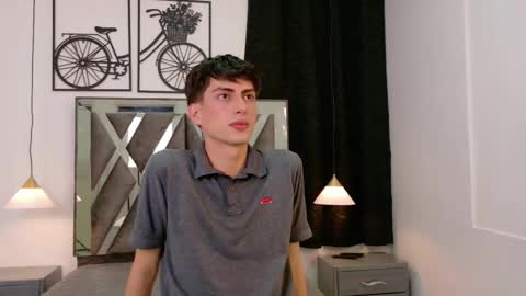 martin_williams_ online show from December 19, 2025, 12:12 pm