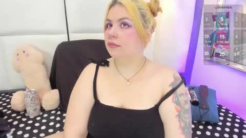 Martina  online show from March 25, 2026, 2:12 pm