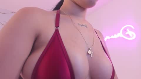 Snapshot of martina_gomezgomez chatting on February 6, 2026, 12:30 pm online show from February 6, 2026, 12:30 pm