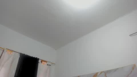 Snapshot of martina_lopezz1 chatting on February 10, 2025, 12:39 pm Martina online show from February 10, 2025, 12:39 pm