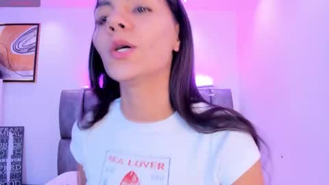 Martina online show from October 24, 2025, 12:45 pm