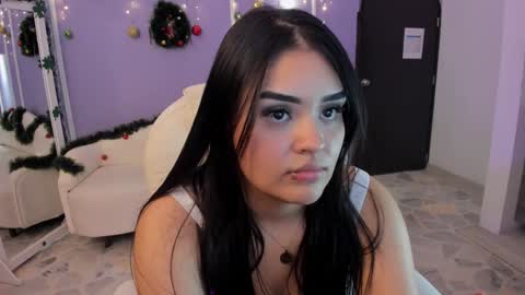 Snapshot of martina_saenz1 chatting on December 13, 2024, 11:50 pm Martina online show from December 13, 2024, 11:50 pm