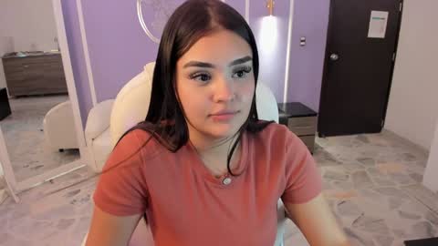 Snapshot of martina_saenz1 chatting on January 20, 2025, 10:59 pm Martina online show from January 20, 2025, 10:59 pm
