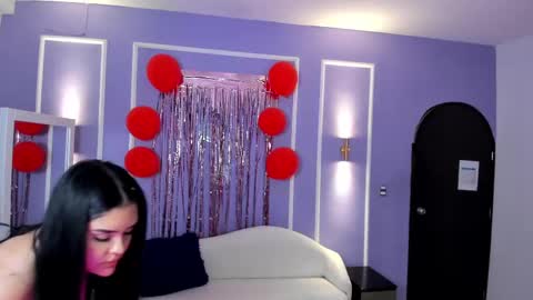 Snapshot of martina_saenz1 chatting on February 25, 2025, 1:30 am Martina online show from February 25, 2025, 1:30 am